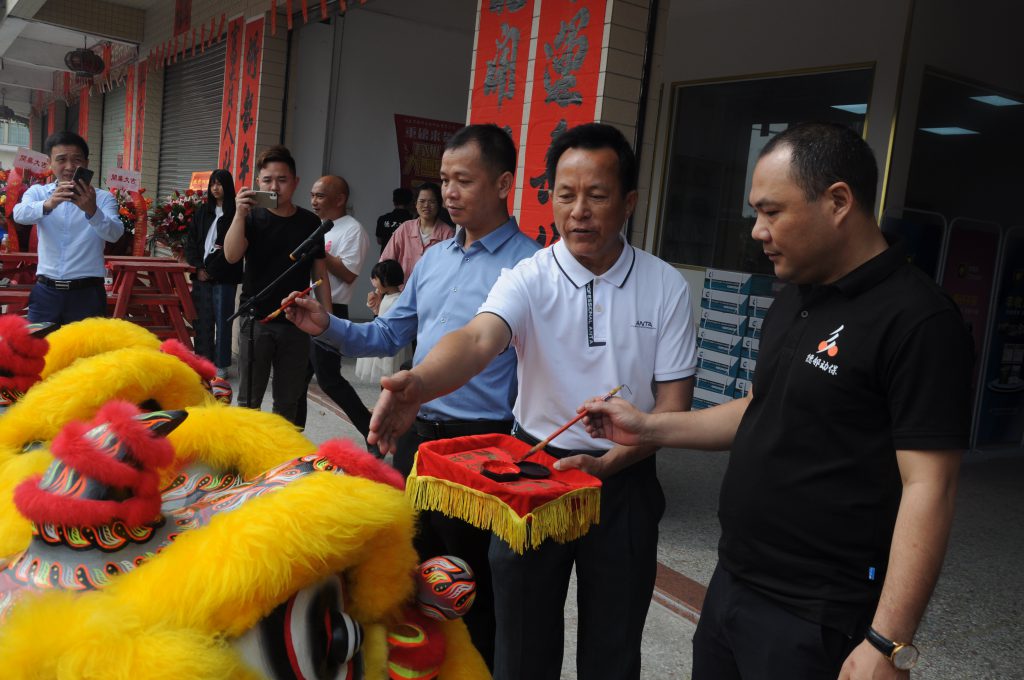 德不孤、必有邻！阳春市德邻生物岗美起步，致力服务中国养猪业！